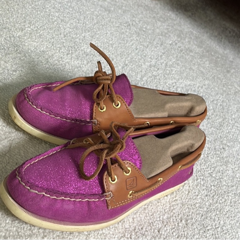 Size 7.5 sparkly magenta sperry topsiders